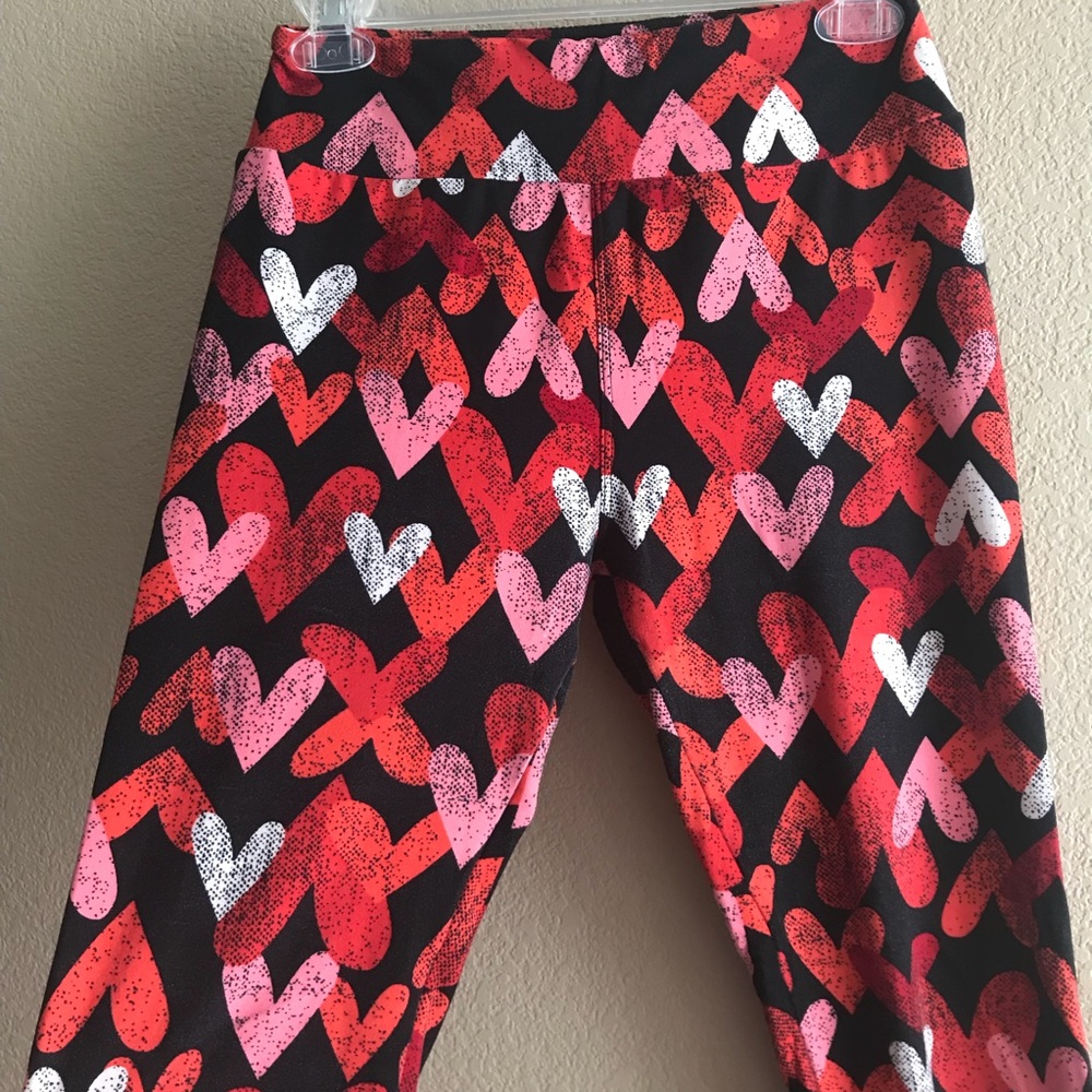 LuLaRoe OS Valentine’s leggings